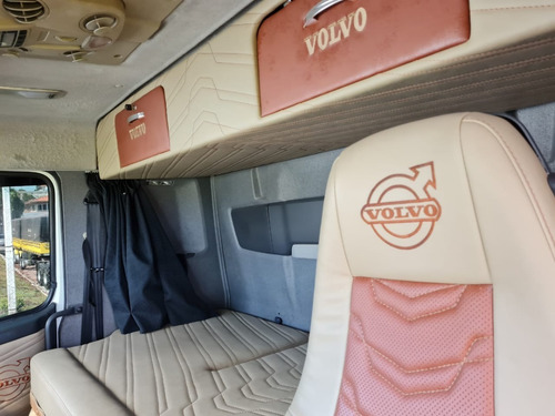 Imagem 13 de 16 de Volvo Fh 440 Trucado 6x2 2010 Automatico Susp Molas C/ar
