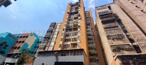 Apartamento En Venta En Parroquia Altagracia  24-12324 Yf