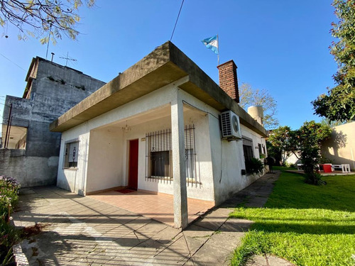 Casa En Venta En Belén De Escobar