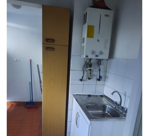 Condominio Las Palmas , Depto. Con Estacionamiento