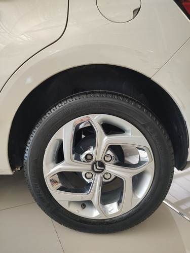Imagen 10 de 15 de Citroën C3 2013 1.6 Exclusive Pack Myway Vti 115cv