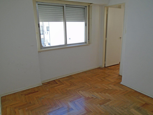 Venta Departamento De 2 Ambientes En Vicente López