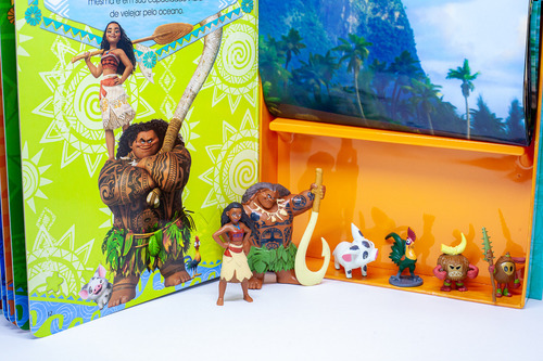 Livro Moana Aventuras Do Mar Com 10 Miniaturas Cenário Gigante Disney Capa Dura Em Português Editora Melhoramentos 2016