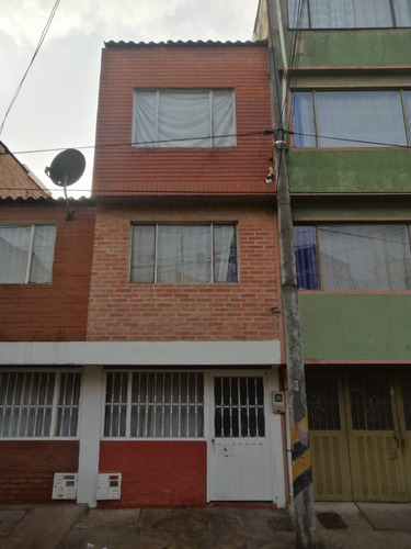 Casa En Villa Teresita, Engativa