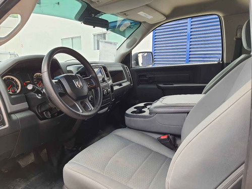 Imagen 3 de 13 de Ram Ram 2500 2016 2p 5.7 2500 Hemi Sport Reg Cab 4x4 V8
