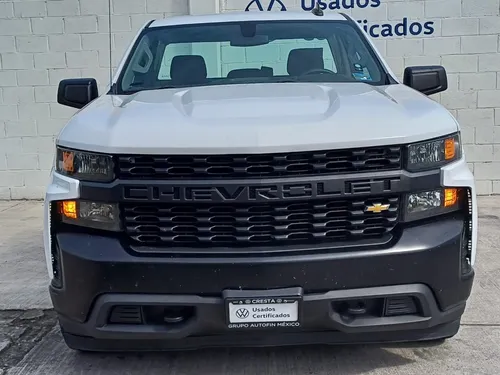 Chevrolet Silverado 4.3 V6 1500 WT Cabina Regular 4x2 At