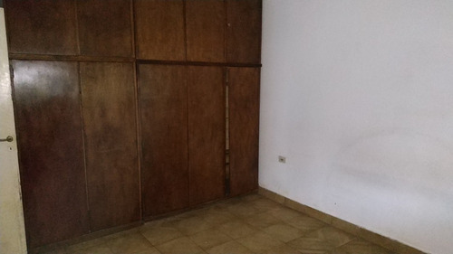 Casa 3 Ambientes Con Fondo Libre - Nuevo Wp De Contacto 1137868438!!