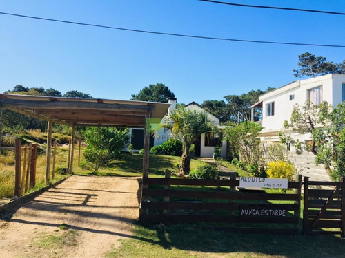 Imagen 3 de 30 de Casa Y Apartamentos En La Juanita, Pegado A José Ignacio