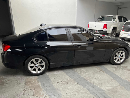 Imagen 3 de 11 de Bmw Serie 3 2013 2.0 320i Sedan At