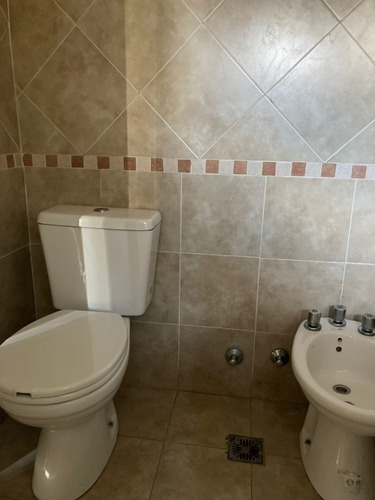 Imagen 8 de 9 de Departamento Monoambiente En Venta. Morón Sur.
