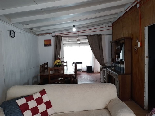 Acogedora Casa En Venta De 4 Dorm. En Quintero