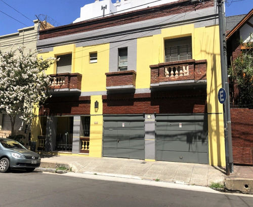 Casa De 5 Ambientes Con Dependencia, Terraza Y Cochera En Barracas!