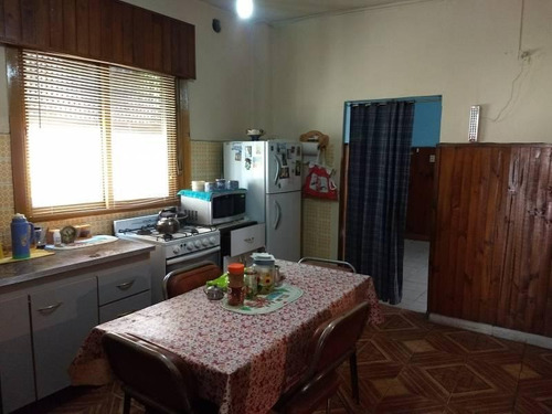 Imagen 5 de 16 de Excelente Propiedad Comercial A 200 Mts De Av. Luro