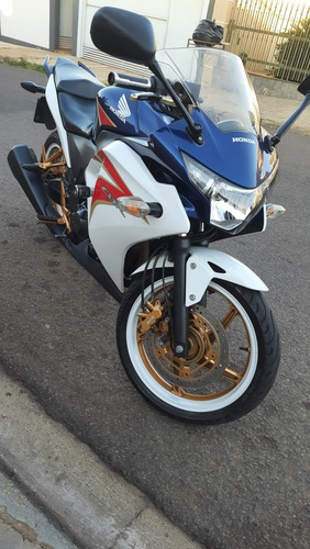 Imagem 1 de 5 de Honda Cbr 250r