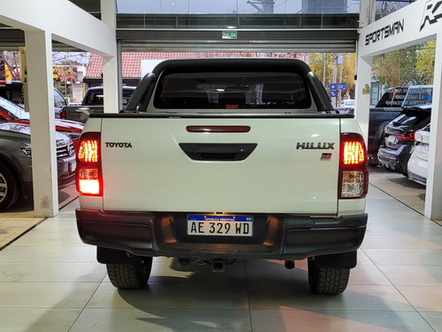 Imagen 5 de 17 de Toyota Hilux Gr-sii Tdi 4x4 At