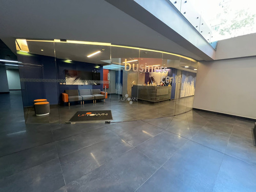 Oficina En Arriendo