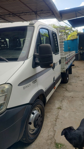 Iveco Daily 35s14 2011 Cabine Dupla 7 Lugares Carroceria 4 M