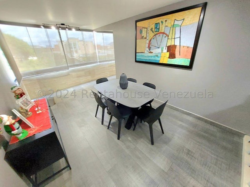 Penthouse ( 2 Niveles/ Amoblado/ Equipado) Venta Buenaventura Suites ( Guarenas) Mls - 24-14332
