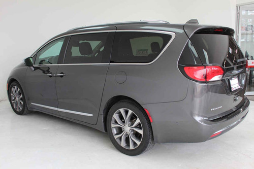 Imagen 8 de 15 de Chrysler Pacifica 2017 6 Cilindros