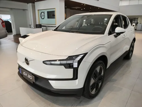 Volvo EX30 CORE