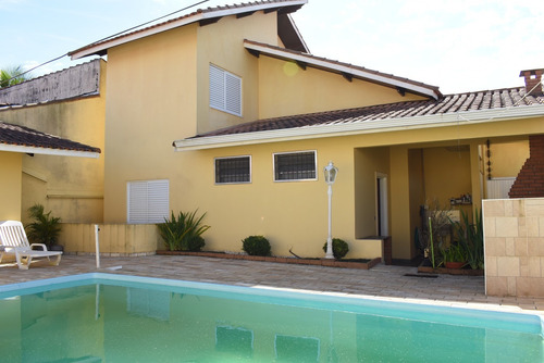 Imagem 1 de 14 de Casa Mobiliada E Com Piscina A Venda Na Praia De Peruíbe