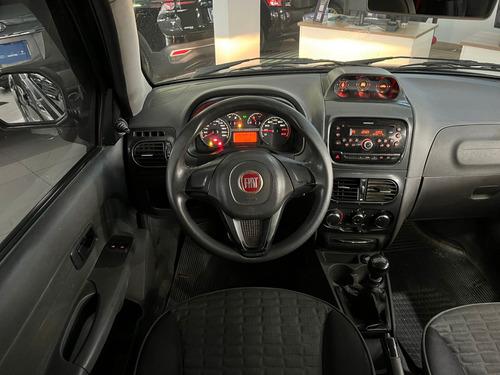 Fiat Strada 1.8 MPI ADVENTURE CD 16V FLEX 3P MANUAL