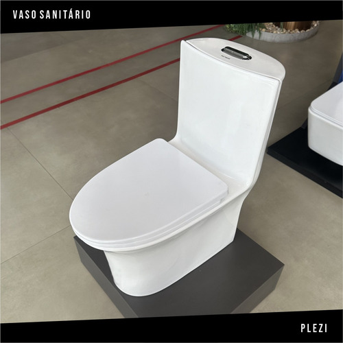 Bacia Vaso Sanitário Monobloco Plezi Assento Soft Close Cor Branco