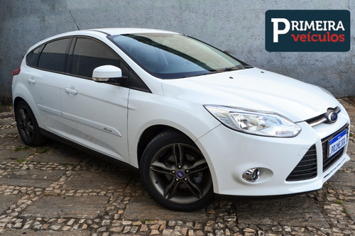 Imagem 3 de 12 de Focus Se 2.0 Automático Top Com Kit Multimídia Completa