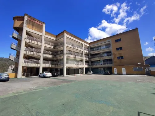 Local Comercial En Alquiler