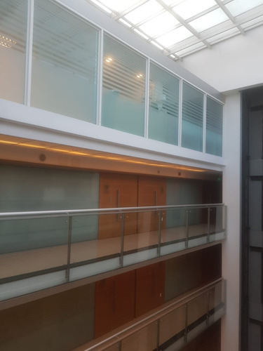 Imagen 3 de 12 de Oficina C/cocina Y Bano Exc. Oportunidad Venta Con O Sin Gje