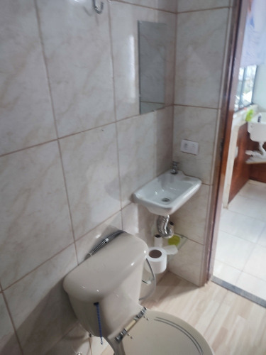 Imagem 7 de 8 de Casa 3 Cômodos