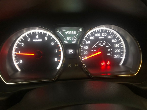Imagem 8 de 15 de Nissan Versa 1.6 16v Flexstart Unique 2018