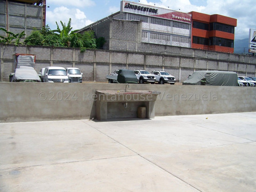 Galpón Alquiler El Ingenio Guatire. Ar. Mls # 25-23621