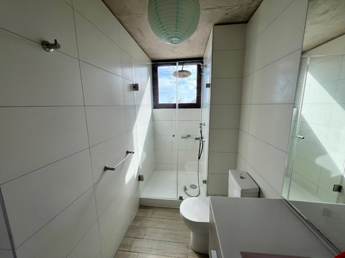 Moderno Departamento En Venta 3d+2b+2est+2bod, Mirador Barón