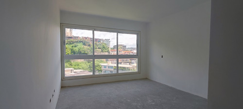 Se Vende Ph En Lomas De Las Mercedes