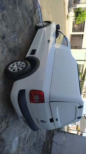 Volkswagen Saveiro 1.6 Trendline Cab. Simples Total Flex 2p