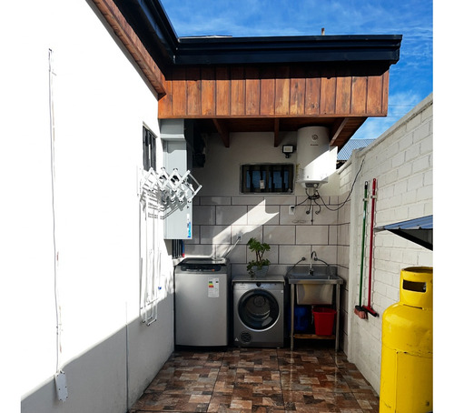 Céntrica Casa En Venta Frente Al Mall Mirador Del Bio Bio