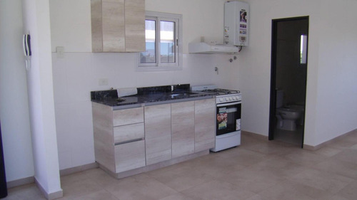 Luminoso Monoambiente (posible 2 Ambientes) A Estrenar
