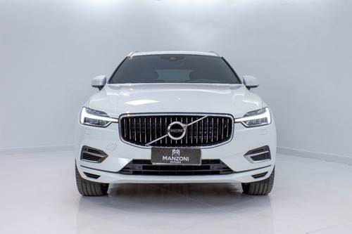 Imagem 2 de 18 de Volvo