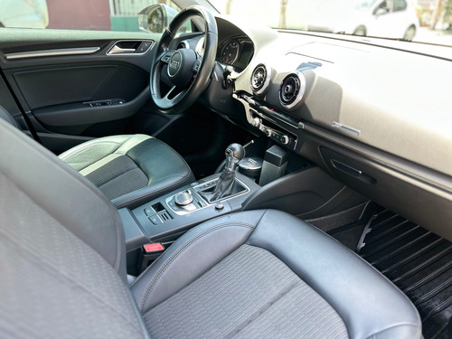 Audi A3 2.0 Sedán L Select At Dsg