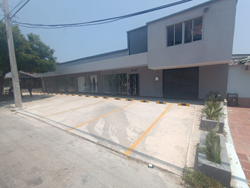 Local En Arriendo En Barranquilla Paraíso. Cod 112104