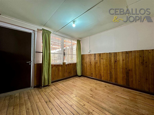Casa En Venta De 4 Dorm. En Quilpué