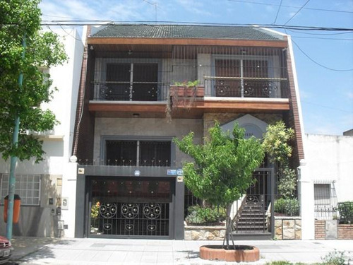 Venta  Casa  6 Ambientes Categoria   Liniers