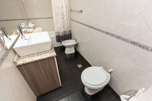 Venta Duplex 4 Amb Con Cochera Luzuriaga - Permuta