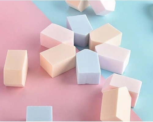 Imagem 1 de 7 de Kit Com 8 Esponjas Para Maquiagem Macia Durabilidade