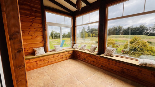 Casa En Venta De 4 Dorm. Con Vista Al Volcan En Frutillar