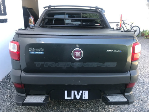 Fiat Strada Trekking 1.3 16v Jtd Año 2015 - Liv Motors