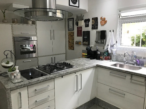 Casa À Venda Na Rua João De Santa Maria, Vila Brasilina, São Paulo - Sp - Liv-10107