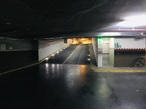 Imagen 4 de 9 de Grand View - Rivadavia 2300 - Cochera - Balvanera