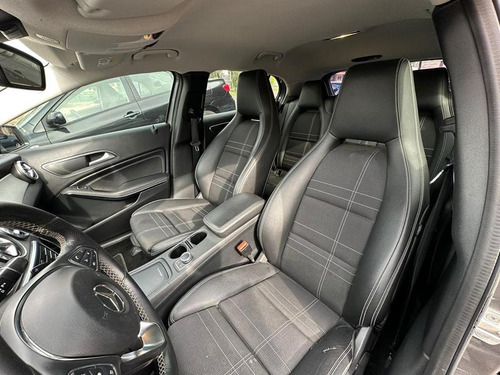 Mercedes-Benz Classe GLA Gla 200 Ff
